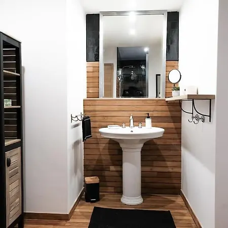 Le Joyau Des Parcs Classe 4 Etoiles Au Calme Avec Terrasse Apartment *